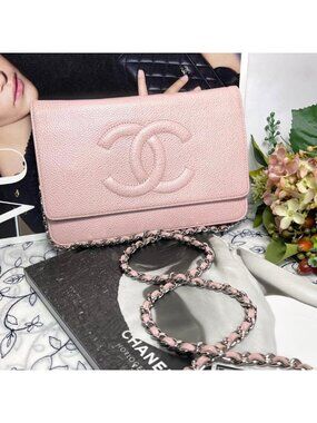 Chanel Chain Wallet Jumbo CC Logo